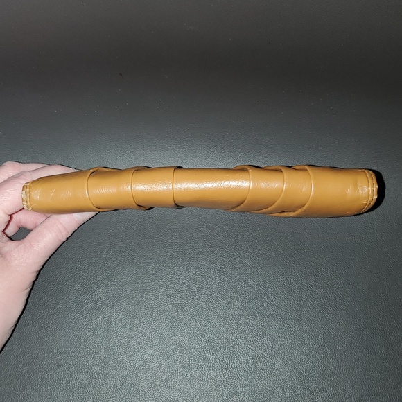 Billabong Pleated Clutch Wallet - Picture 6 of 14